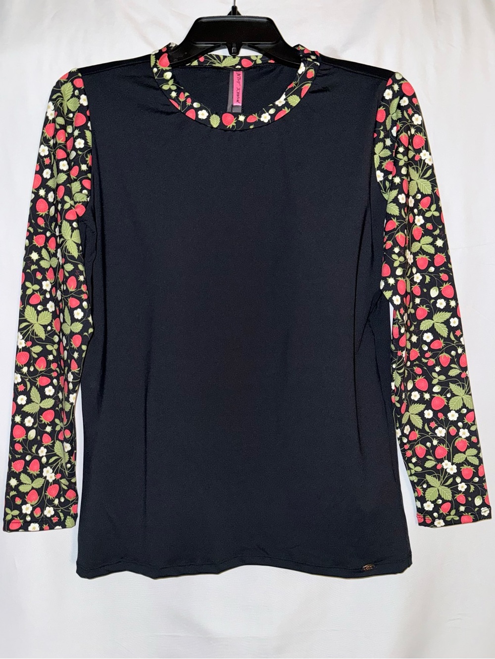 NWT Betsey Johnson Black Strawberry Long Sleeve Rash Guard Top Size Large